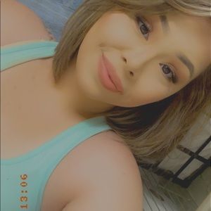 Meet your Posher, Natalie